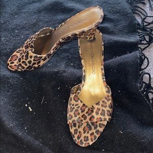 Madison studio leopard size 6 NWOT sandal heels
